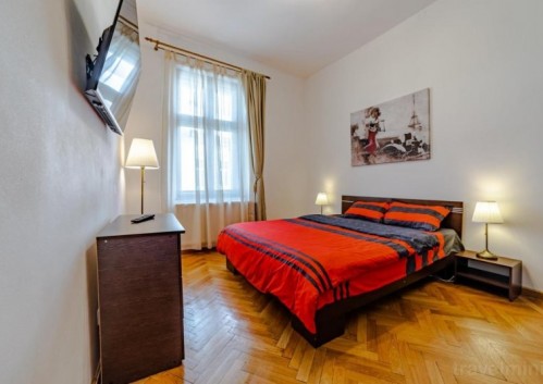 /images/accms/1008/apartament-old-city-lux-brasov-500x353.jpg