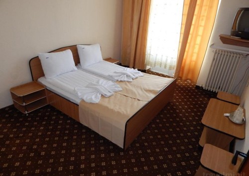 /images/accms/11874/hotel-padis-500x353.jpg