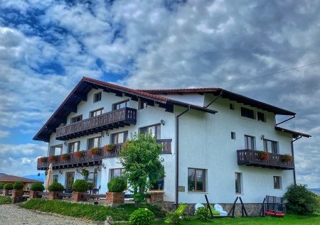 /images/accms/15297/pensiunea-bergtal-rasnov-500x353.jpg